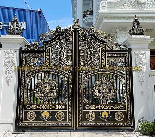 Cổng buckingham mẫu BKH-016